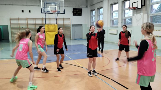 IMG-20251125-WA0012m