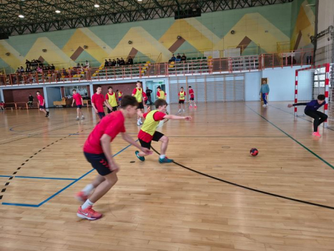 IMG-20260421-WA0005m